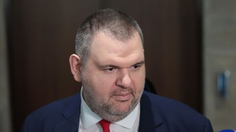 Пеевски: Хората ще имат гориво, истерия има само в партията на "Лукойл" и пуделите