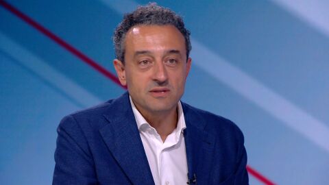 Сделката &quot;Лукойл&quot;: Управленски игри и опозиционни страхове 