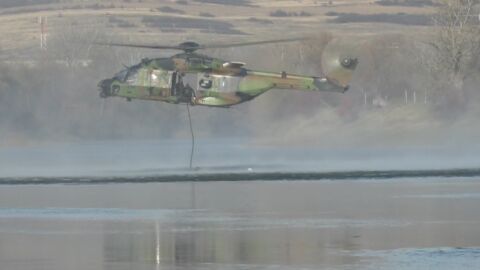 Сили на НАТО провеждат мащабно учение за преминаване на река в Румъния