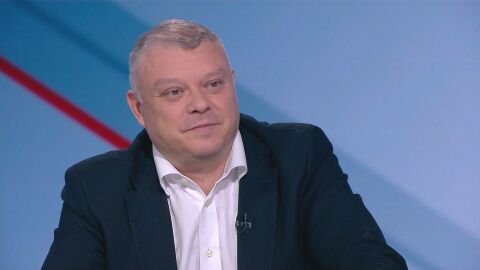 Йончев за Спецов: Той познава отлично икономическия модел на нефтения пазар и финансовите потоци