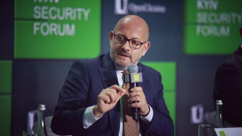 Радан Кънев: 16-годишният ми син беше задържан за 24 часа за около грам марихуана