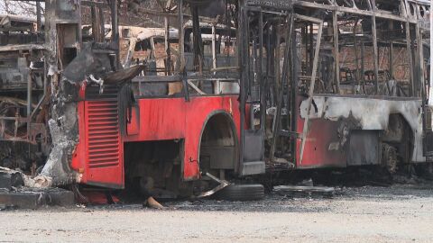 Огненият ад край Костинброд: Огромни са щетите за градския транспорт, който превозва хиляди пътници