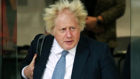 Борис Джонсън е ръководил &quot;токсична и колеблива реакция&quot; на пандемията от COVID-19