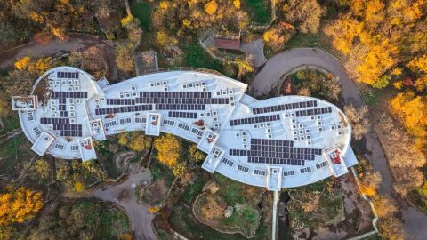 С фотоволтаични панели зоопаркът в София вече сам произвежда енергията си