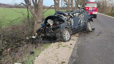 Мъж загина при тежка катастрофа в Шуменско, жена е в болница