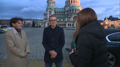 &quot;Катедралният площад би трябвало да изглежда като катедрален площад, а не като автоборса&quot;