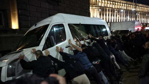 Асен Василев: Българските граждани бяха чути и този пагубен бюджет ще бъде оттеглен