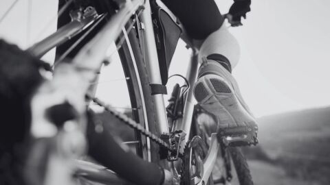 Велосипедист почина на пътя край Зърнево след падане с колело и последвал удар от кола