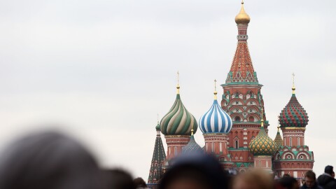 Глоби до 1 млн. лв. и затвор: Българските туроператори спешно анулираха пътуванията до Русия
