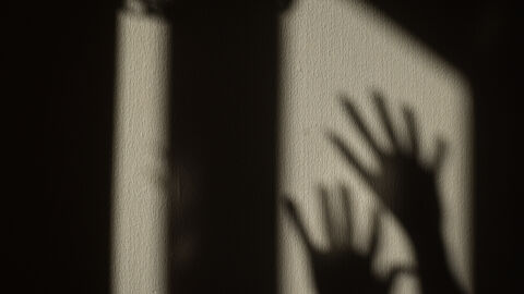 Жена е в болница след нападение от сина ѝ