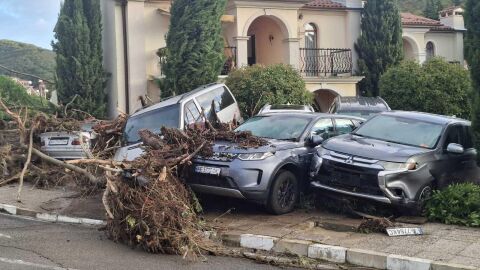 Заради нови опасности: Ограничават достъпа до "Елените"