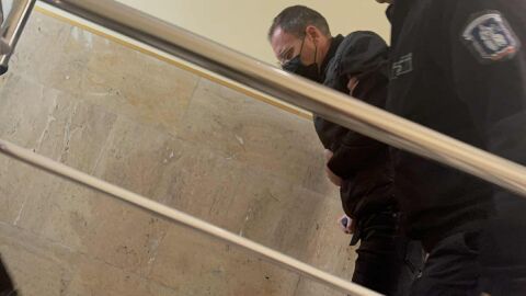 "Домашен арест" за Стойчо Захариев, управлявал композицията за нелегалните цигари от Момково