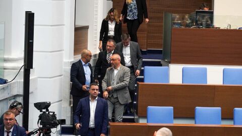 Проектът за затвор до шест години за журналисти: Законът, предложен от ИТН, предизвика напрежение и беше изтеглен