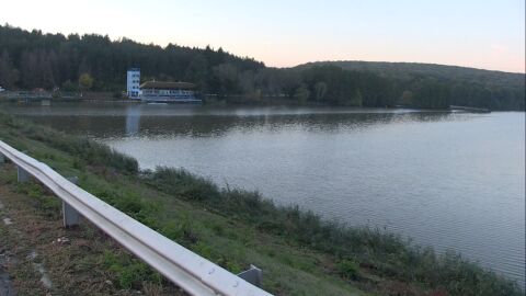 "То си е за страх работата": Около 1000 души са в застрашената зона в Николово (ВИДЕО)