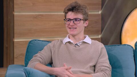 „Златната лига“ на Стани Богат“: Крум Рълев дарява наградата си от 5000 лв. на училището му