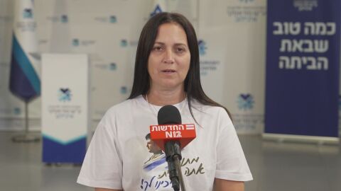 Първите часове след кошмара: Разказва майката на освободения заложник с български корени