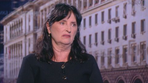 Даниела Бобева: Трябва да има редовно правителство поне до юни 2026 г.