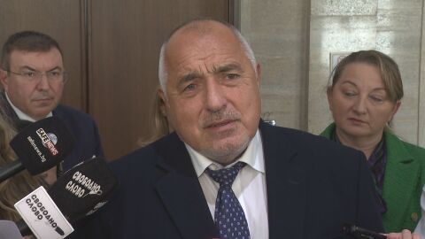 Бойко Борисов: Да се спре с този цирк, още днес да върнат колите и шофьорите на Радев