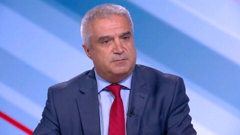 Шефът на АИКБ Румен Радев: Осигуровките за пенсии не се увеличават с 2%, а с над 10%