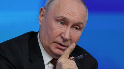 Снимка: Путин с предупреждение: Русия е готова да използва „всички оръжия“, включително и ядрени
