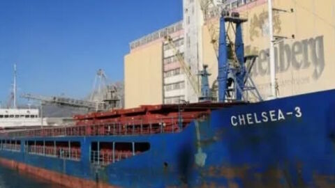Снимка: Нов удар с дрон по кораб в Черно море, на 15 мили от Бяла: 12 пострадали на борда