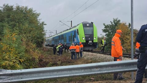 Снимка: Влак удари автомобил на жп прелез в село Портитовци
