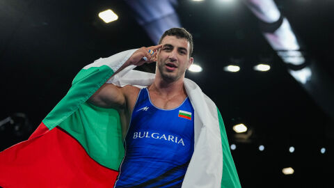 Снимка: Семен Новиков донесе световна титла на България!