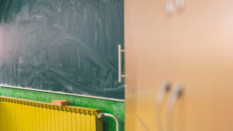 Студено и без парно: Кога столичната „Топлофикация“ ще пусне отоплението