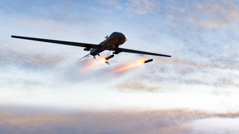 Ирански дрон удари база в Абу Даби с френски сили