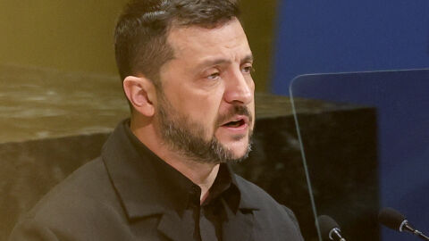 Зеленски посетил войските на фронтовата линия в Източна Украйна