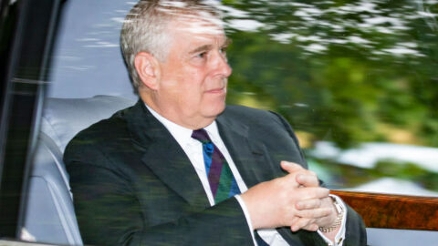 Крал Чарлз ще лиши принц Андрю от кралските титли и резиденция