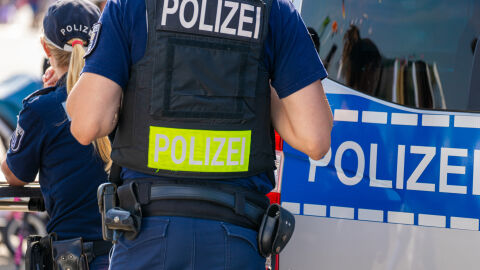 Стрелба на площад в Германия, има ранени