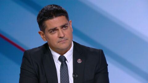 Снимка: „Ние сме доста по-мъжкарска партия“: Радостин Василев за президентската битка
