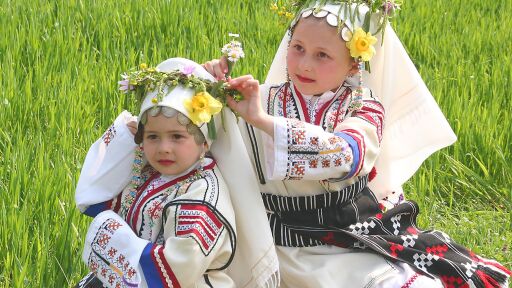 Снимка 5 април: Цветница е! Кой празнува и какво означава името му?