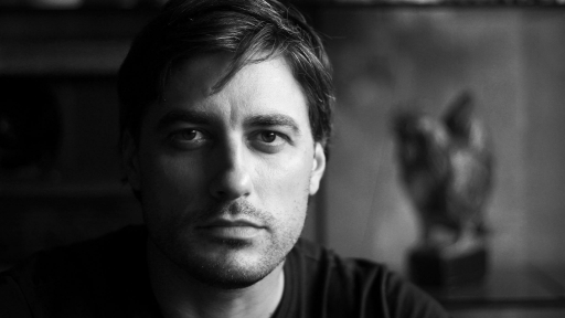 Снимка Владимир Карамазов на 47 години! 10 любопитни факта за обичания актьор, водещ и фотограф (СНИМКИ)