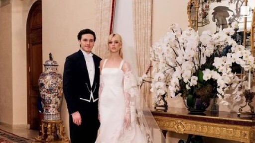 Снимка Кой лъже? Появи се втора версия за булчинската рокля на Никола Пелц