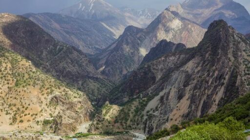 Чували ли сте за планината Загрос- естественият щит на Иран