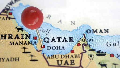 Катар ще удължи визи за пътниците, блокирани в страната 