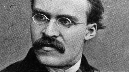 Снимка Фридрих Ницше ~ Там, където не може да обича, човек трябва да отмине (СНИМКИ)