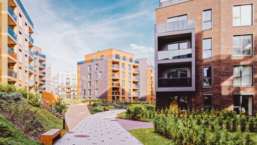 Как да проверим дали имотът има тежести преди покупка?