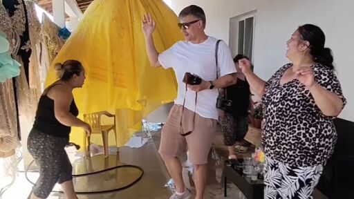 Снимка Владо Карамазов с предложение за 