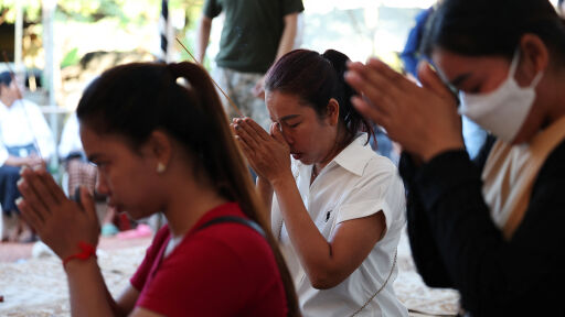 Камбоджа затвори за преминаване границата с Тайланд