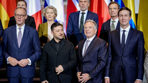 Европа предлага „многонационални сили“ за Украйна