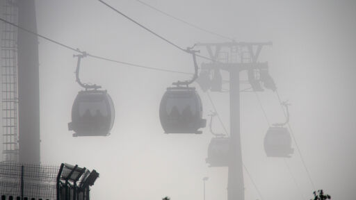 Един човек е загинал, а друг е ранен след падане от ски лифт в курорт в Черна гора