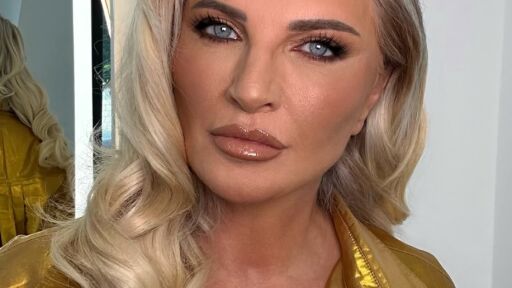 Снимка Шеф Силвена Роу е съсипана: Губи дома си, майка й плаче! (ВИДЕО)