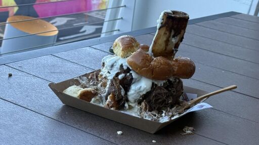 Тежи 2 кг. и струва 180 долара: Това ли е най-скъпият бургер на Super Bowl