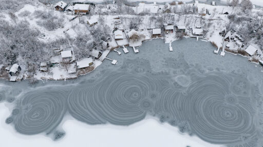 Снегът в Европа взе жертви: Минусовите температури сковаха много от градовете