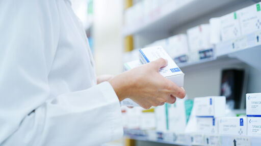 САЩ налагат 100% мита върху вносни лекарства