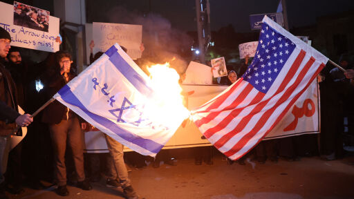 САЩ и Обединеното кралство евакуират персонал от военните си бази в Близкия изток