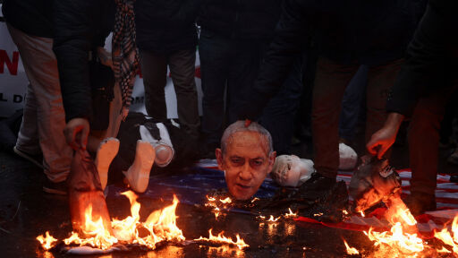 Бойкотен супермаркет отвори врати в Истанбул: Без стоки „подкрепящи Израел“